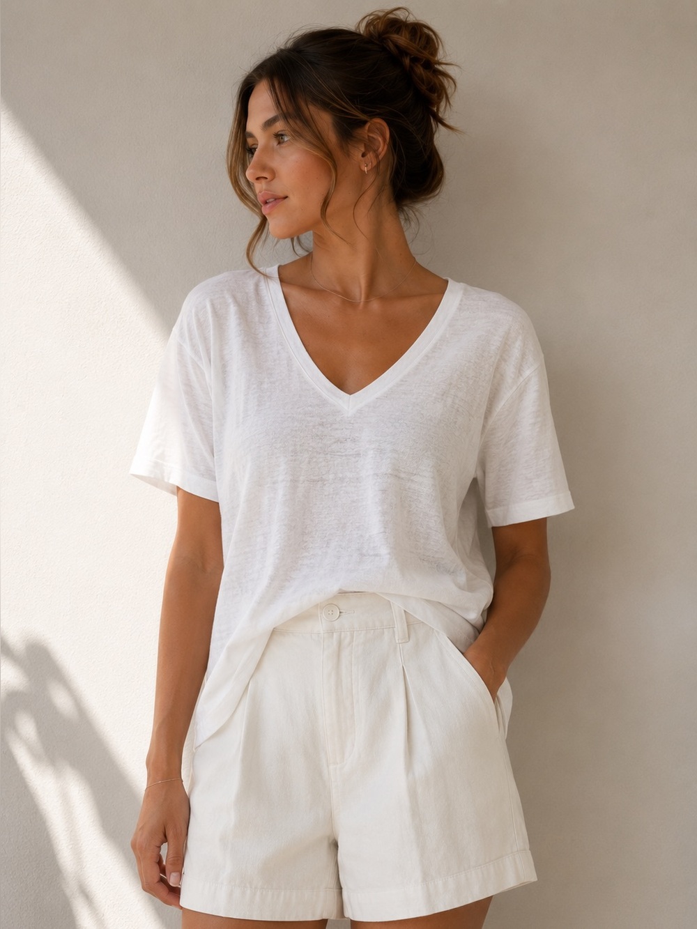 Banana Republic 100% Linen White Tee Quiet Luxury Minimalist Capsule Coastal L